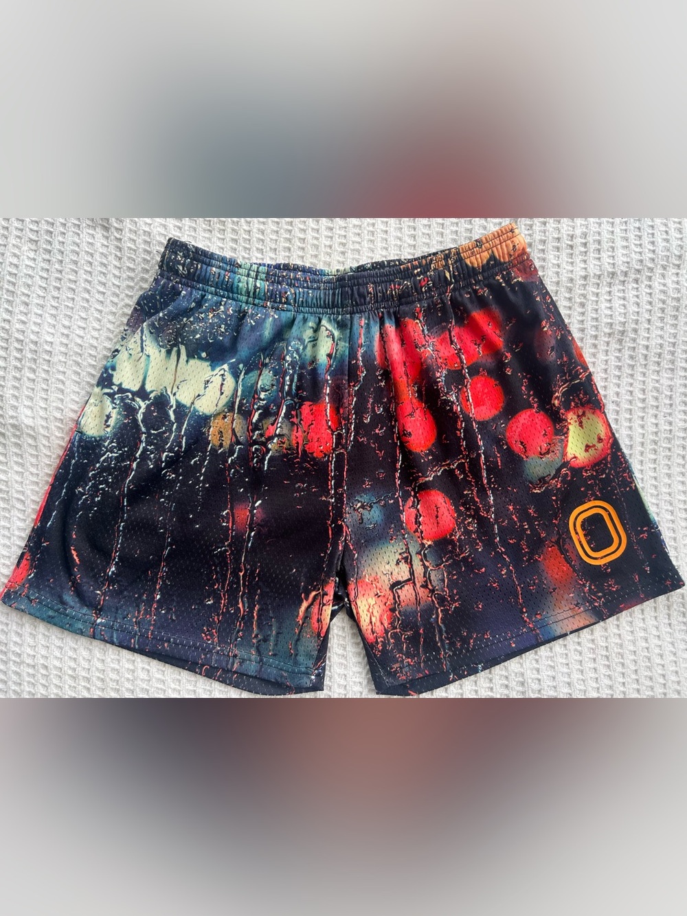 Men’s Medium OVERTIME Shorts Multi Colored Lights & Rain